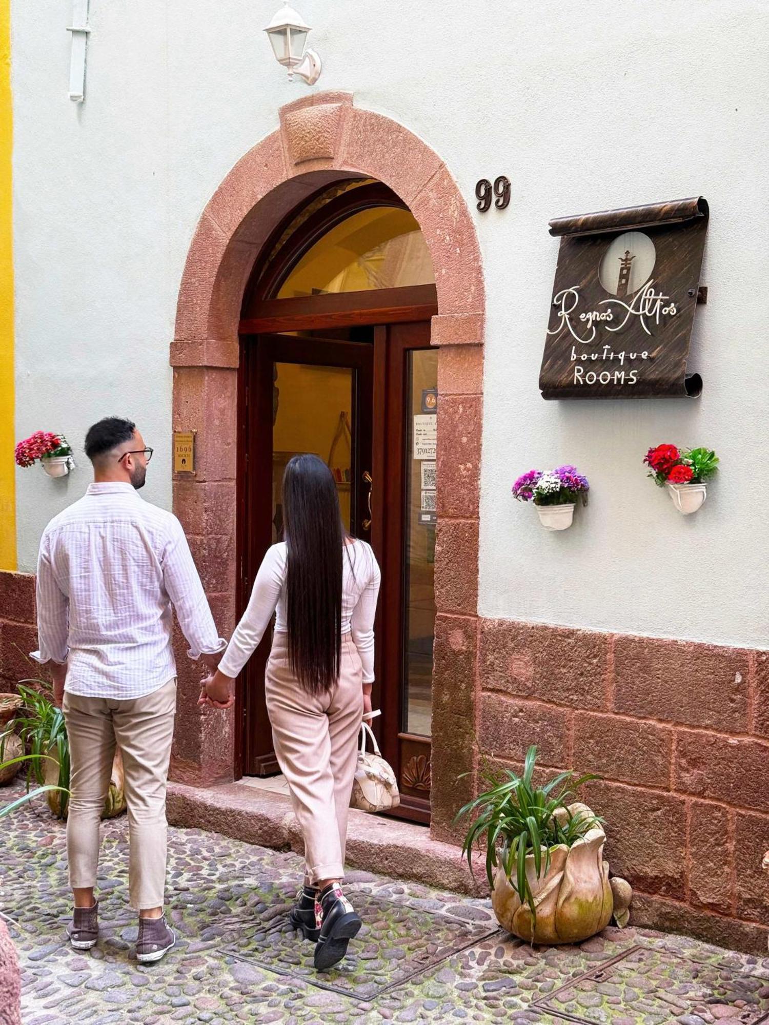 Regnos Altos Boutique Rooms Боза Екстер'єр фото